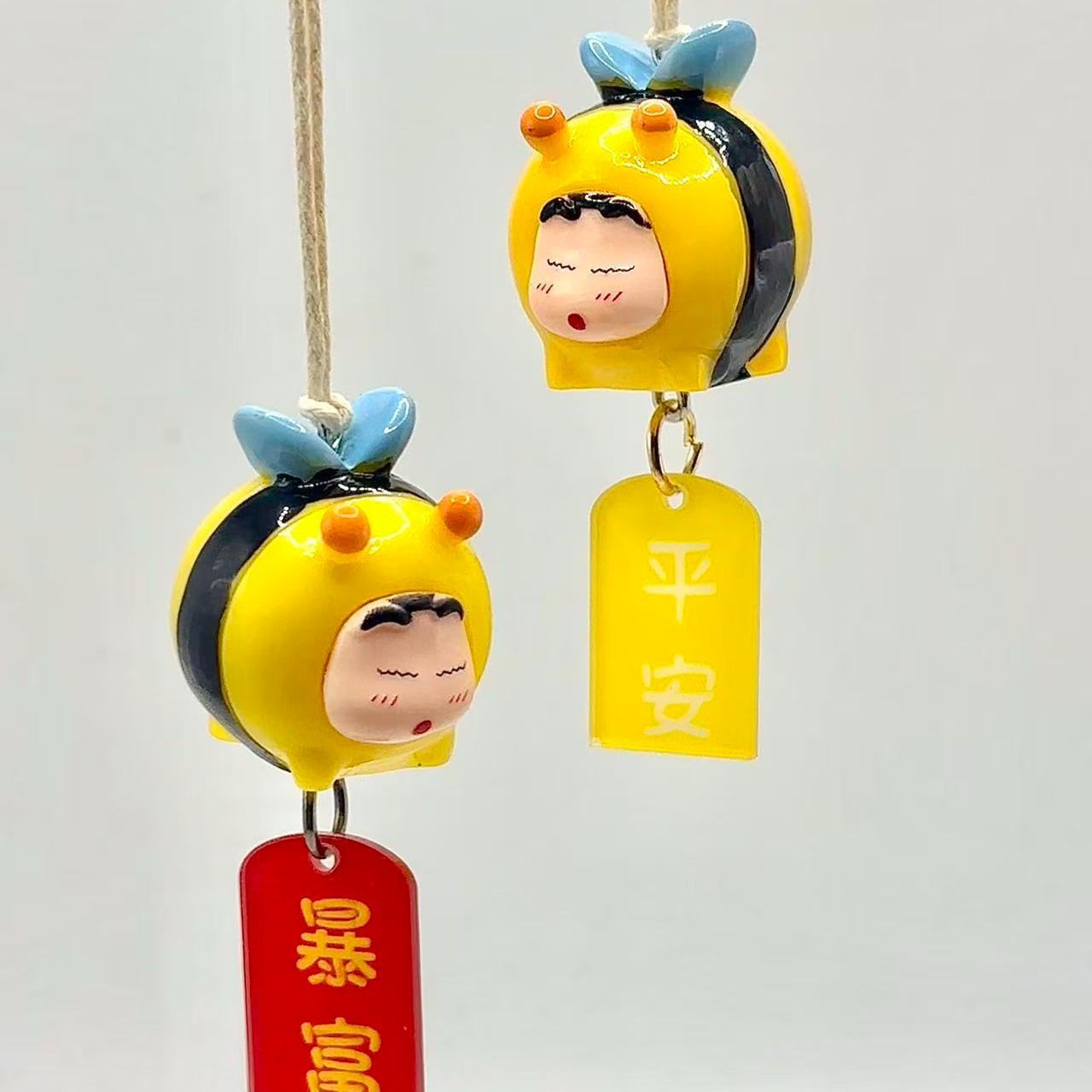Crayon Shin-chan Bee Cosplay F - Car Accessories For Decoration review and price