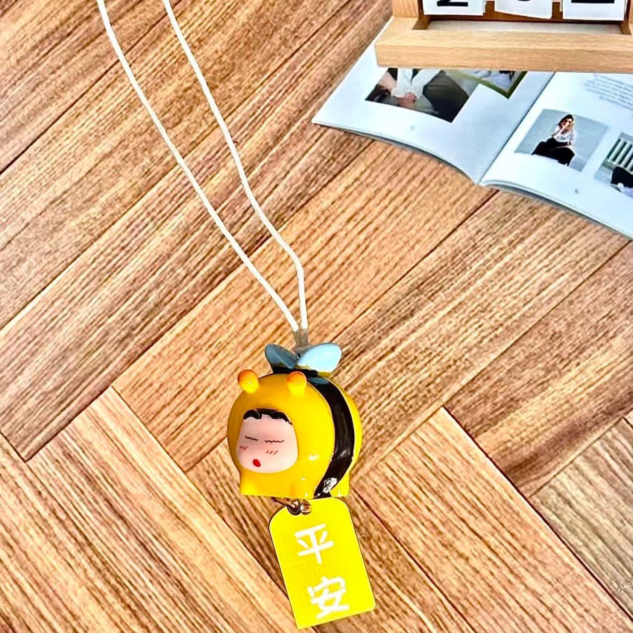 Crayon Shin-chan Bee Cosplay F - Car Accessories For Decoration review and price
